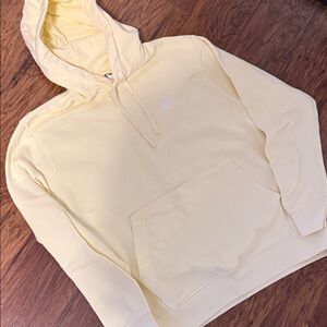 Nike Men’s Club Fleece Pullover Hoodie - Pale Yellow